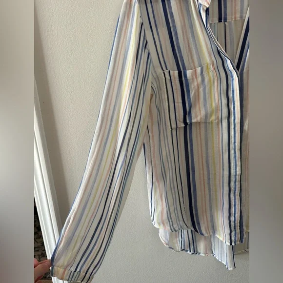 Anthropologie Cloth and Stone Button-Up Shirt - EUC - Picture 7 of 8